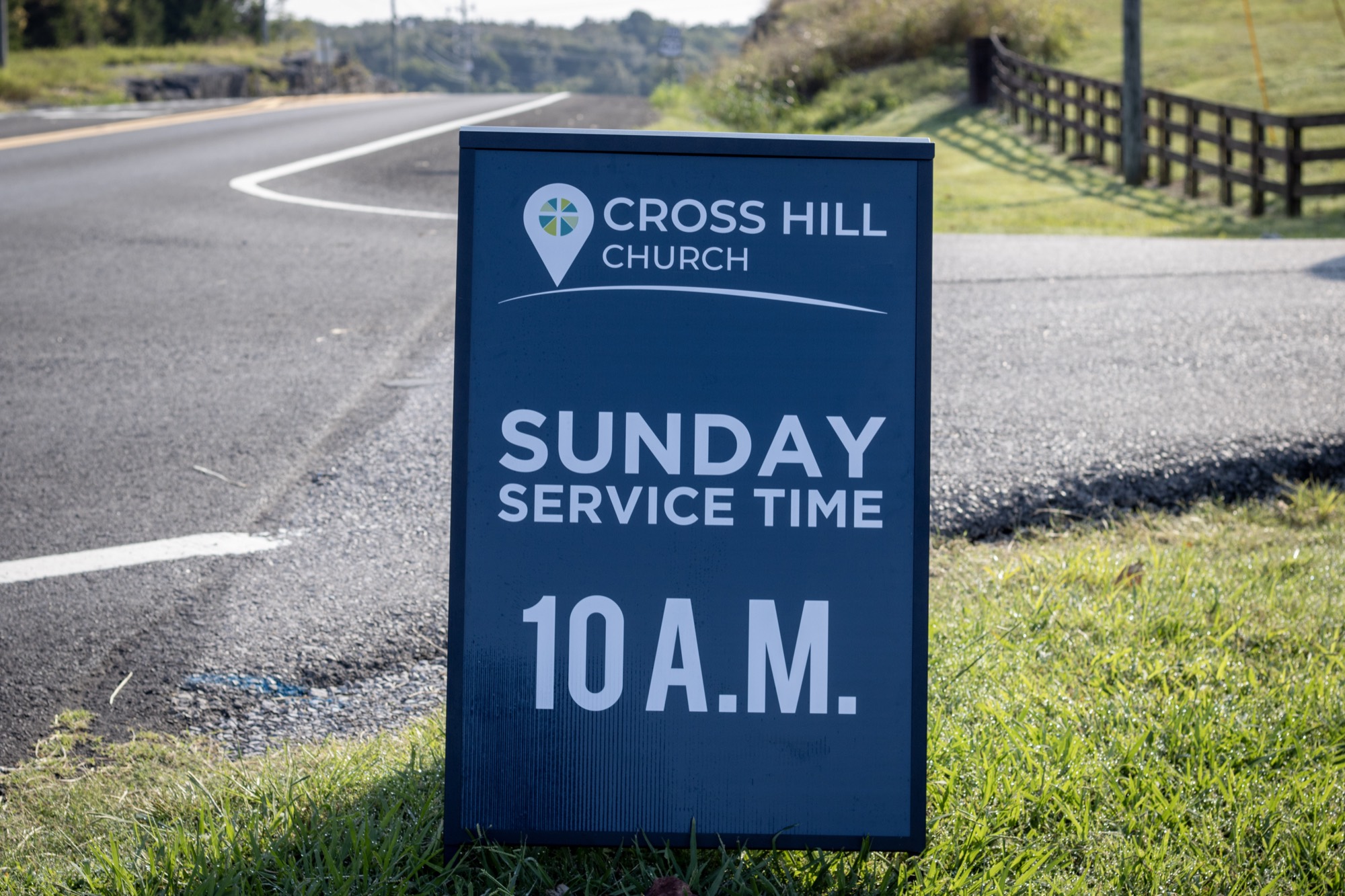 Cross Hill Church roadside sign on N Ellington Parkway